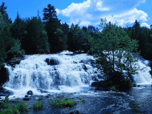 view of the whole waterfall